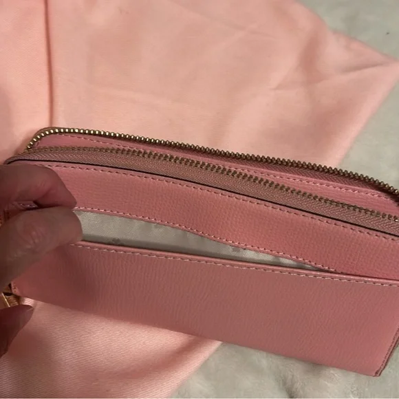 Kate Spade wallet - Picture 5 of 7